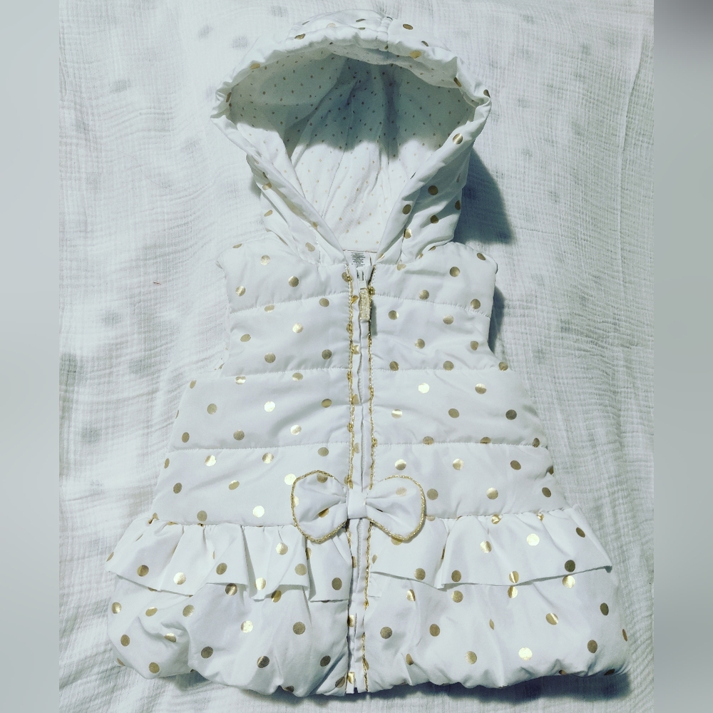 Toddler 24mo White with gold polkadot Peplum Vest with Hood